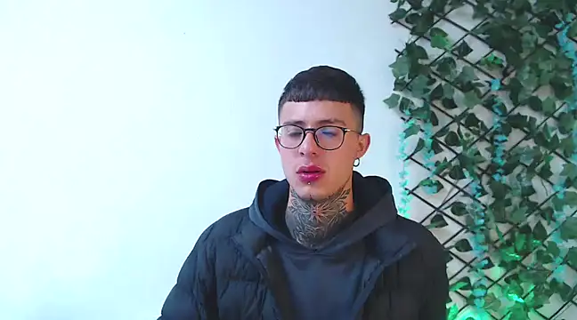 7 Saturno 7 online show from March 7, 2025, 12:56 pm