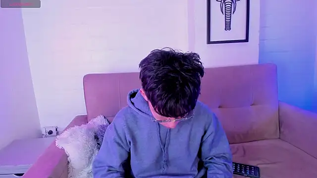 PepperTwink online show from March 8, 2025, 12:52 pm