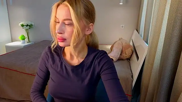 AnitaLamb online show from September 23, 2025, 4:59 am