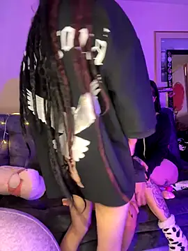 mavimist   online show from November 8, 2025, 3:29 am