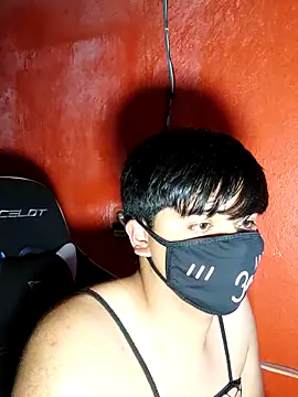 LuisA Femm online show from February 20, 2025, 5:55 am