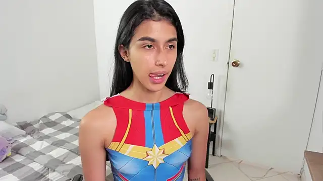 Mazikeen  18 online show from April 13, 2026, 1:27 pm