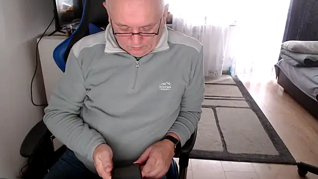 ruplumber online show from October 30, 2025, 9:33 am