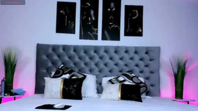 Ivy Ann online show from October 31, 2025, 9:49 pm