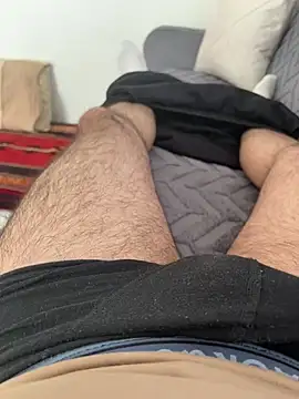 legolasleo online show from April 23, 2026, 6:25 am