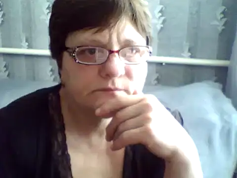 ElzaJewel online show from February 23, 2025, 5:45 am