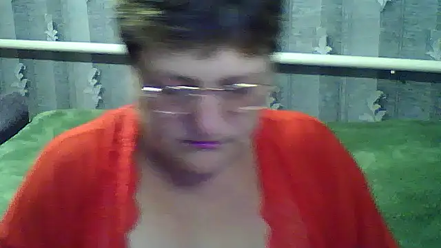 ElzaJewel online show from September 12, 2025, 6:41 pm