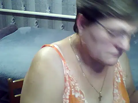 ElzaJewel online show from November 24, 2025, 7:13 pm