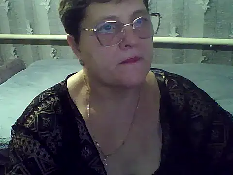 ElzaJewel online show from December 16, 2025, 11:10 pm