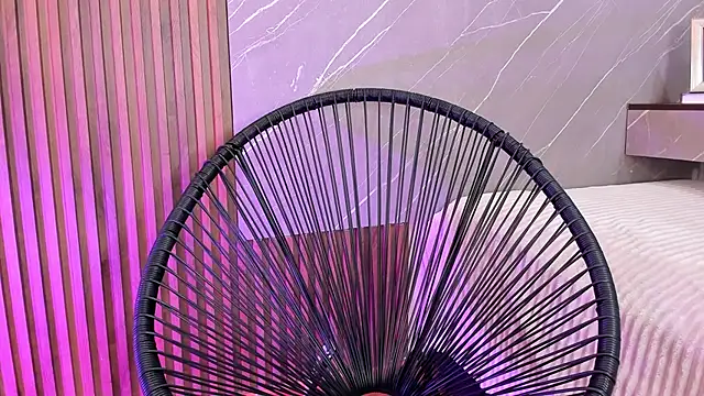 ariana jhonson1 online show from February 28, 2025, 3:37 pm