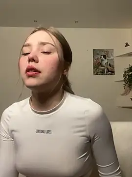 YourMegan online show from April 18, 2026, 6:34 pm