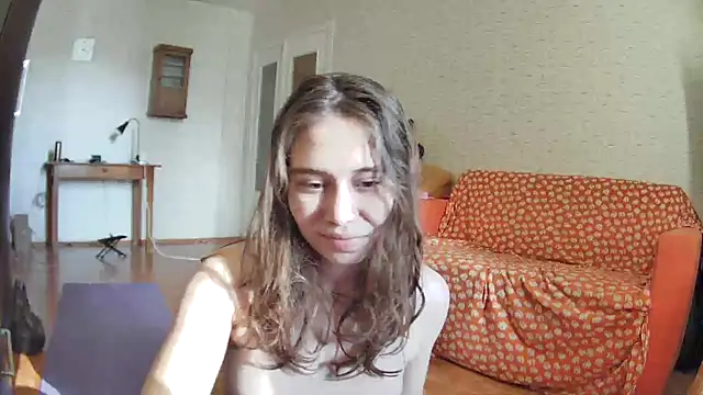 girliemilk online show from February 20, 2025, 9:44 am