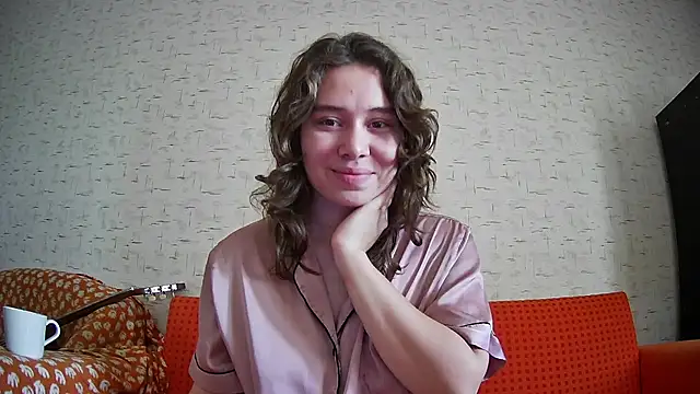 girliemilk online show from November 4, 2025, 6:56 am