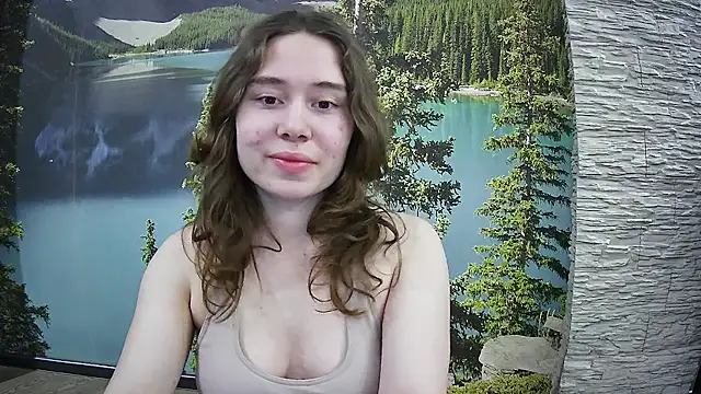 girliemilk online show from March 8, 2026, 4:22 pm