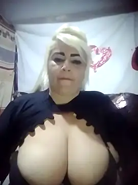 BonniAdams online show from February 17, 2025, 9:08 pm