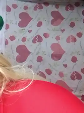 BonniAdams online show from November 28, 2025, 10:23 pm