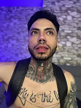 Walker Thomas1 online show from February 28, 2025, 1:47 am