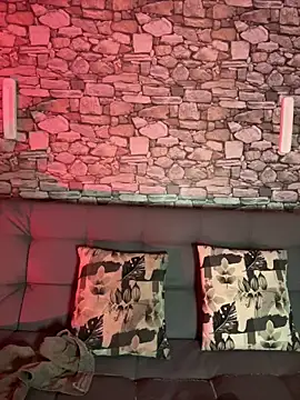 Walker Thomas1 online show from March 20, 2025, 9:56 pm