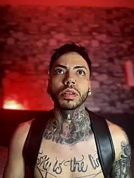 Walker Thomas1 online show from September 21, 2025, 2:13 am