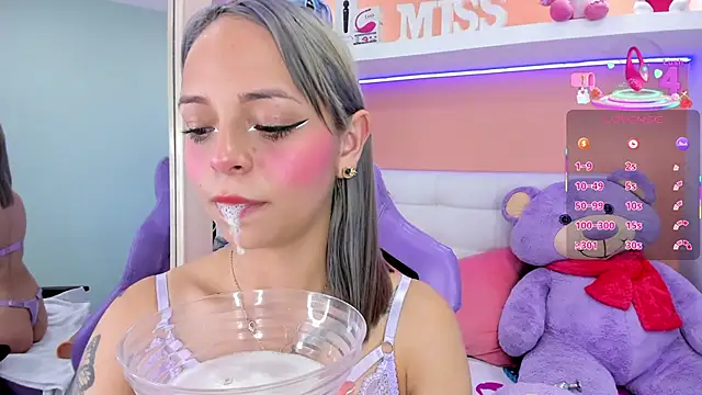 miss  lizeth online show from March 3, 2025, 9:05 pm