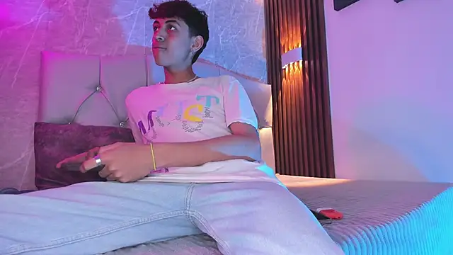 Allen Starck online show from February 11, 2025, 4:02 pm