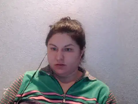 KiraSwee online show from January 24, 2025, 6:35 pm