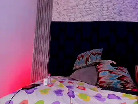 Ashlyaurora online show from February 15, 2025, 5:51 am