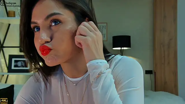 emiljanna online show from February 21, 2025, 4:40 am