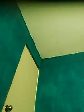 1Dseralmora2 online show from October 28, 2025, 3:04 pm