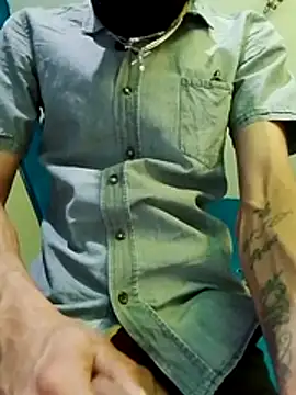 1Dseralmora2 online show from November 16, 2025, 5:18 pm