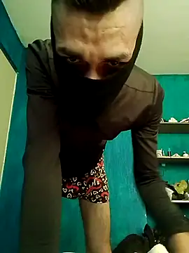 1Dseralmora2 online show from November 30, 2025, 4:00 pm