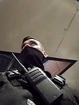 1Dseralmora2 online show from December 5, 2025, 6:11 am