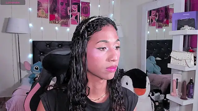 Alissemasiel online show from April 4, 2026, 7:22 pm