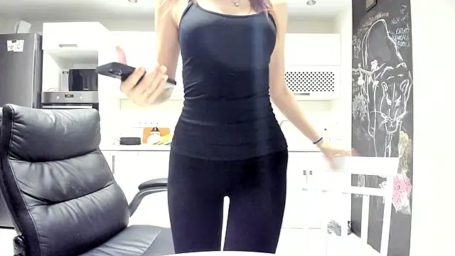 lisenok online show from November 24, 2025, 8:30 pm