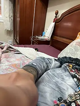 yeiyei oficial online show from October 13, 2025, 7:30 am