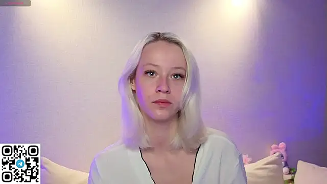 Anadeyaaa online show from September 11, 2025, 1:39 am