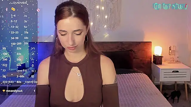 Maria Moonlight online show from April 19, 2026, 1:32 pm