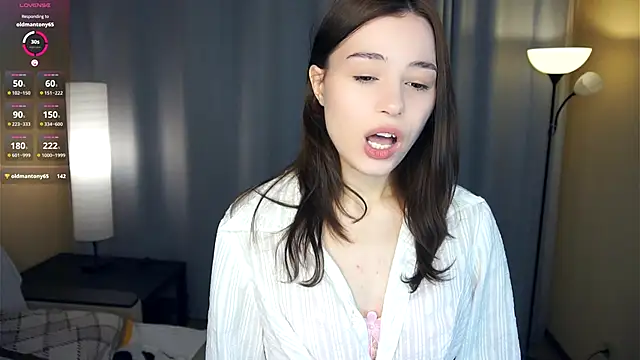 EleneBrach online show from December 2, 2025, 6:41 am