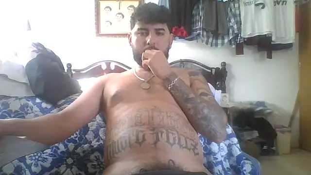Snapshot of dickman10 chatting on July 22, 2026, 10:12 pm dickman10 online show from July 22, 2026, 10:12 pm