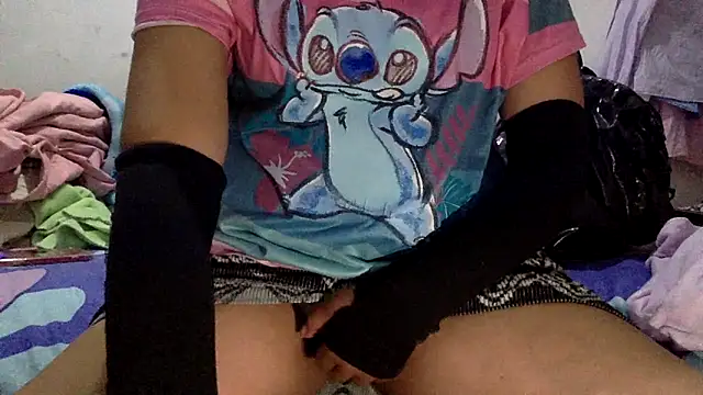 sharonlopez9611 online show from March 28, 2026, 2:33 am