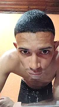 Mineirinho043 online show from February 20, 2025, 11:10 pm