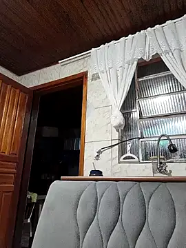 Mineirinho043 online show from February 28, 2025, 2:42 am