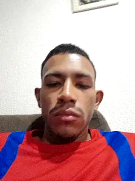 Mineirinho043 online show from March 3, 2025, 1:31 am