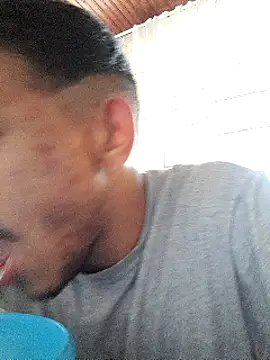 Mineirinho043 online show from March 22, 2025, 6:14 pm