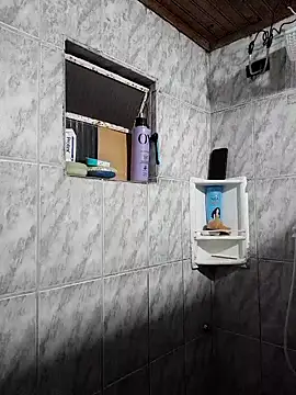 Mineirinho043 online show from December 5, 2025, 4:43 am