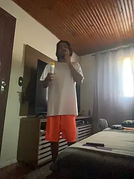 Mineirinho043 online show from February 17, 2026, 10:23 am