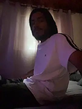 Mineirinho043 online show from March 10, 2026, 8:47 pm