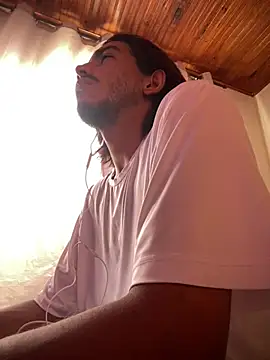 Mineirinho043 online show from March 29, 2026, 7:14 pm