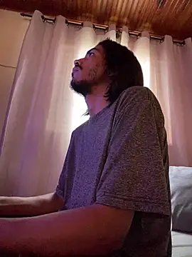 Mineirinho043 online show from April 9, 2026, 2:11 pm