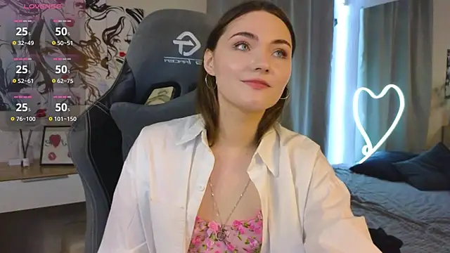 Kira Jin online show from March 13, 2025, 12:46 pm